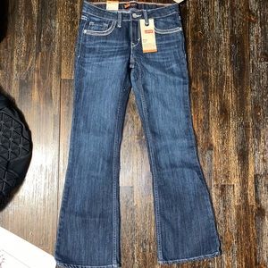 Girls Levi’s jeans